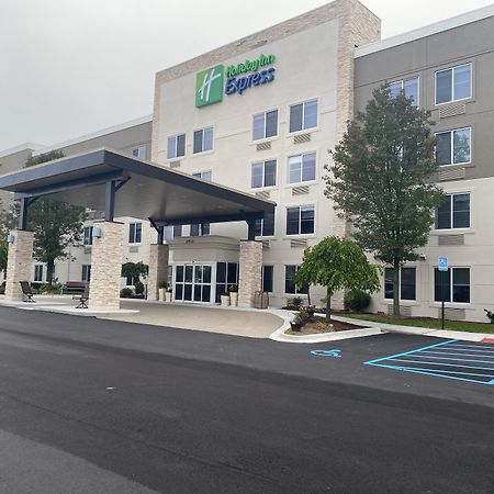 Holiday Inn Express Wixom By Ihg Eksteriør billede