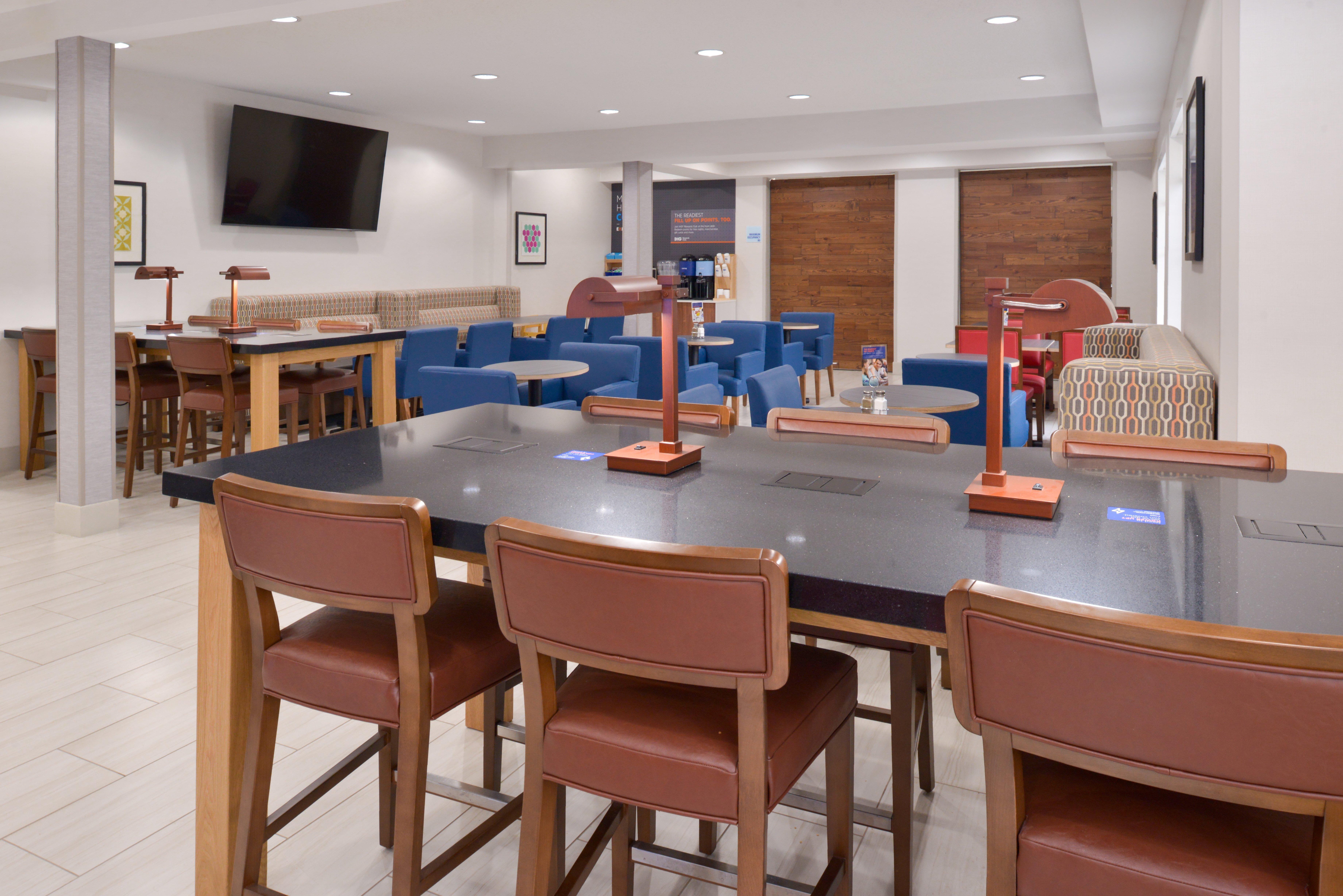 Holiday Inn Express Wixom By Ihg Eksteriør billede