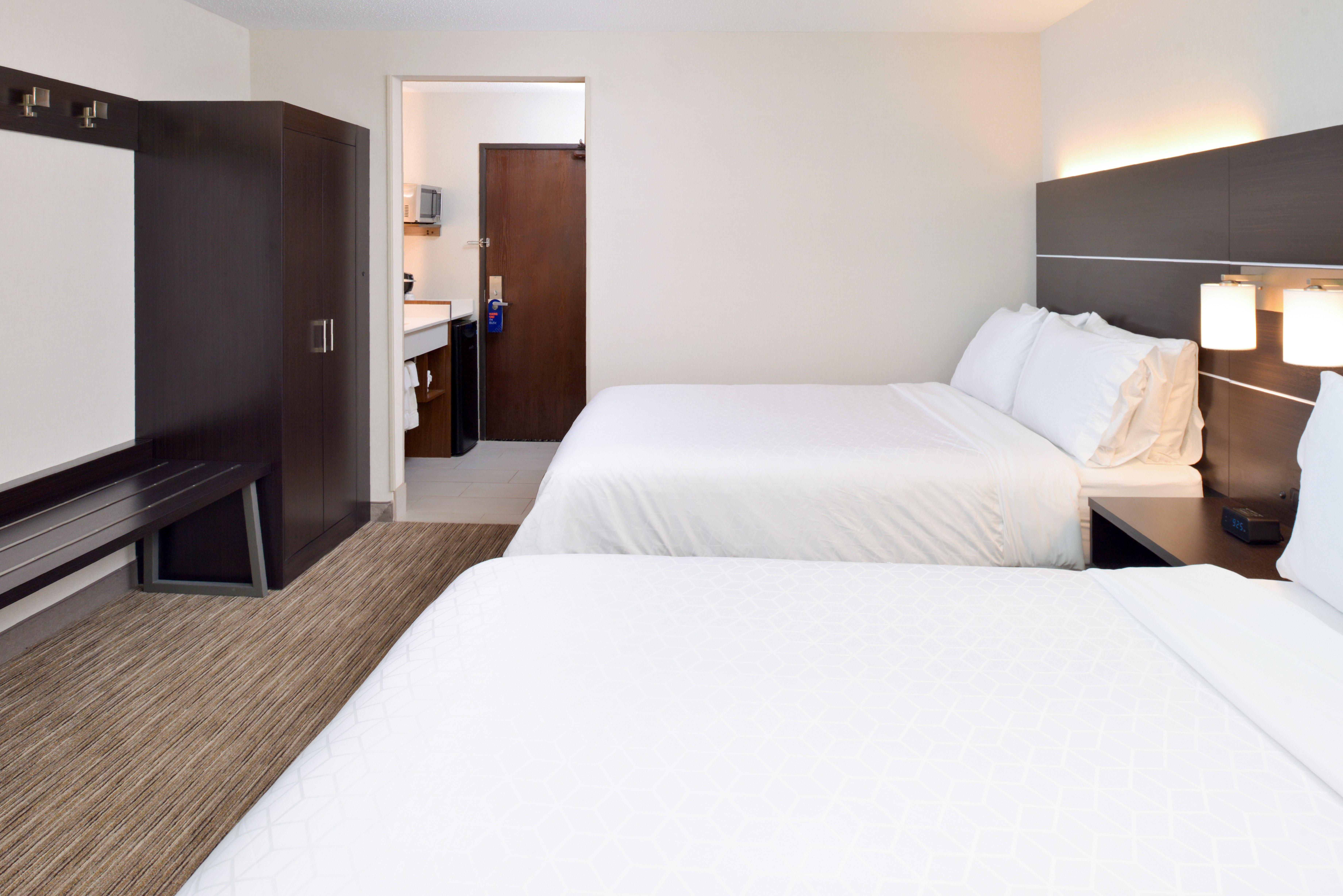 Holiday Inn Express Wixom By Ihg Eksteriør billede
