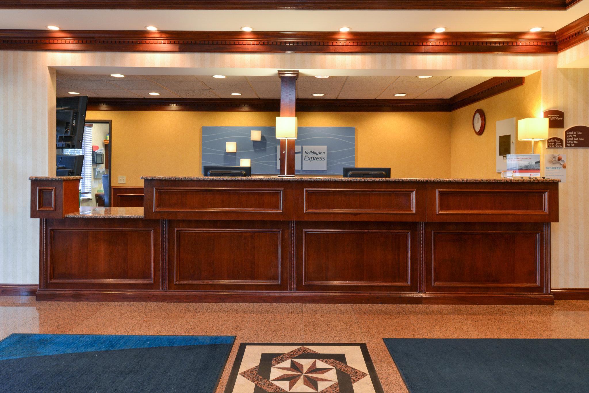 Holiday Inn Express Wixom By Ihg Eksteriør billede