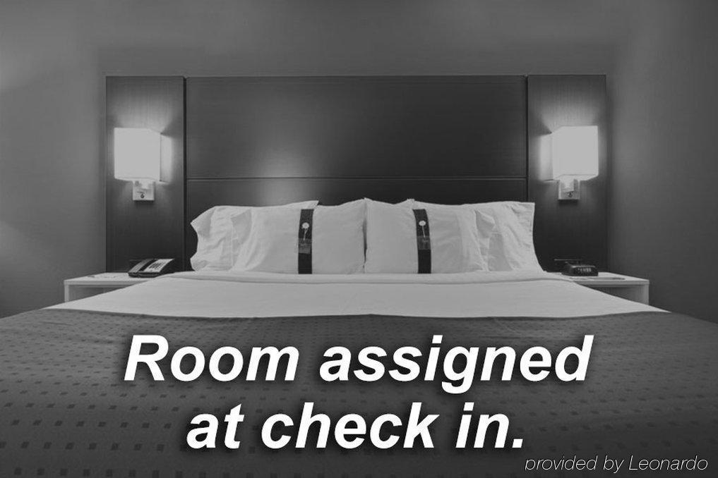 Holiday Inn Express Wixom By Ihg Eksteriør billede